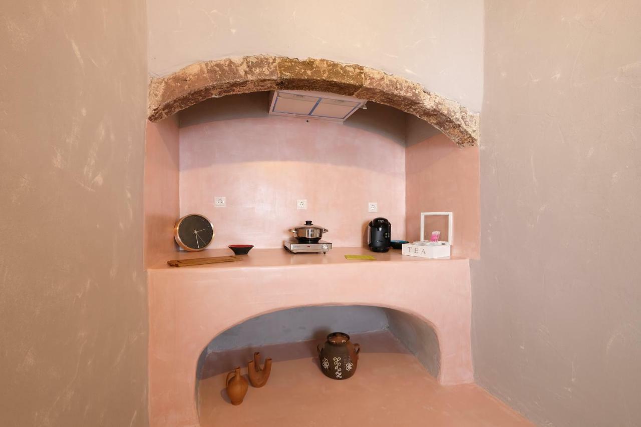 شقة Pýrgos  في Deltami Santorini المظهر الخارجي الصورة